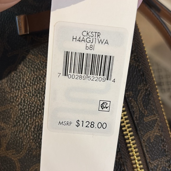 Calvin Klein Wristlet - Picture 6 of 6